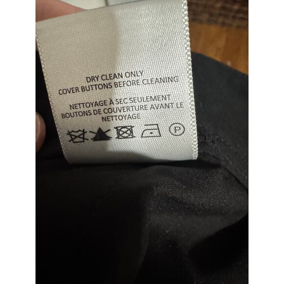 Veronica Beard Black Slim Ankle Pants – Size 6 Flat Front with Silver Buttons - Picture 7 of 7